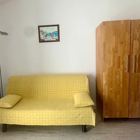 Sunset Apartment *